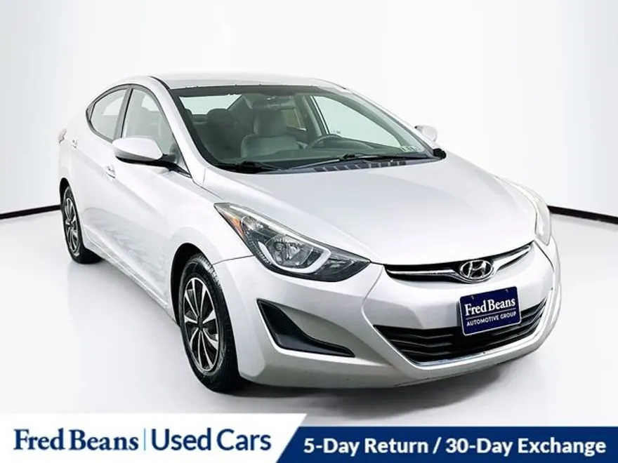2016 Hyundai Elantra SE photo 1
