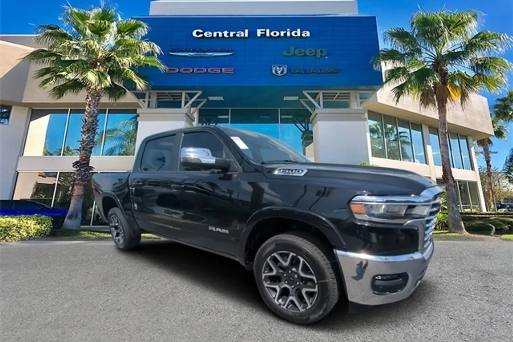 2025 Ram 1500 Laramie photo 1