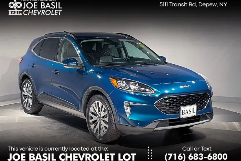 2020 Ford Escape Titanium Hybrid photo 1
