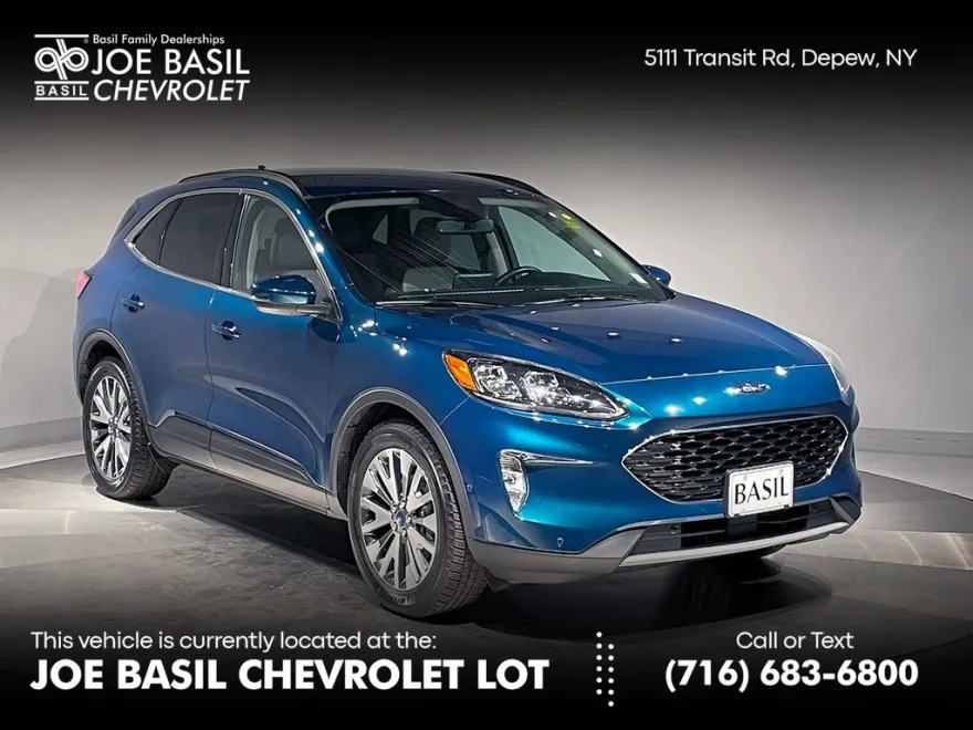 2020 Ford Escape Titanium Hybrid photo 1