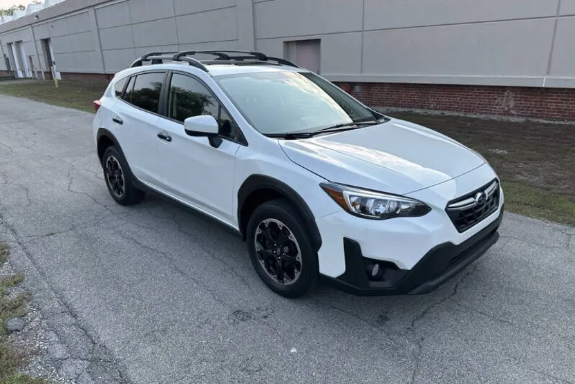 2022 Subaru Crosstrek Premium photo 1