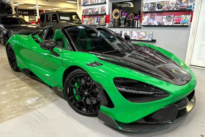 2022 Mclaren 765LT Spider photo 1