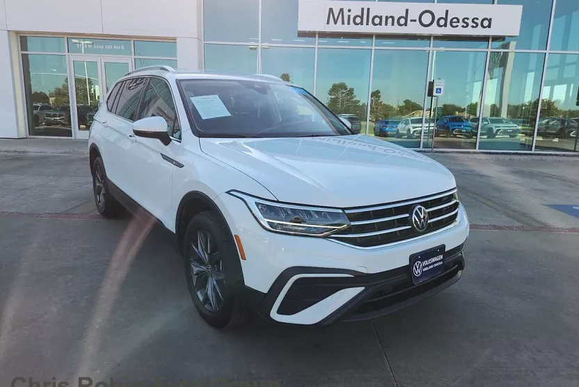 2024 Volkswagen Tiguan SE Wolfsburg Edition photo 1