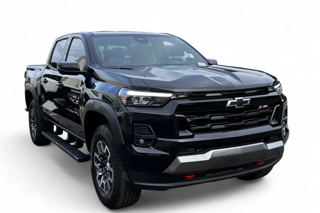 2024 Chevrolet Colorado Z71 photo 1