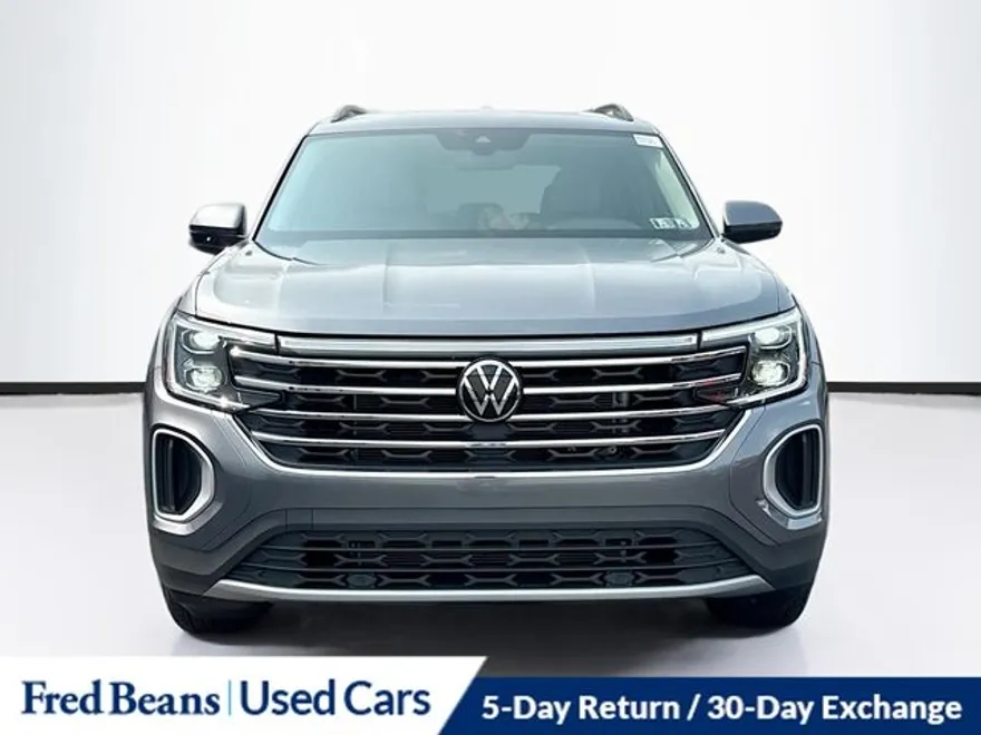 2025 Volkswagen Atlas SE photo 1