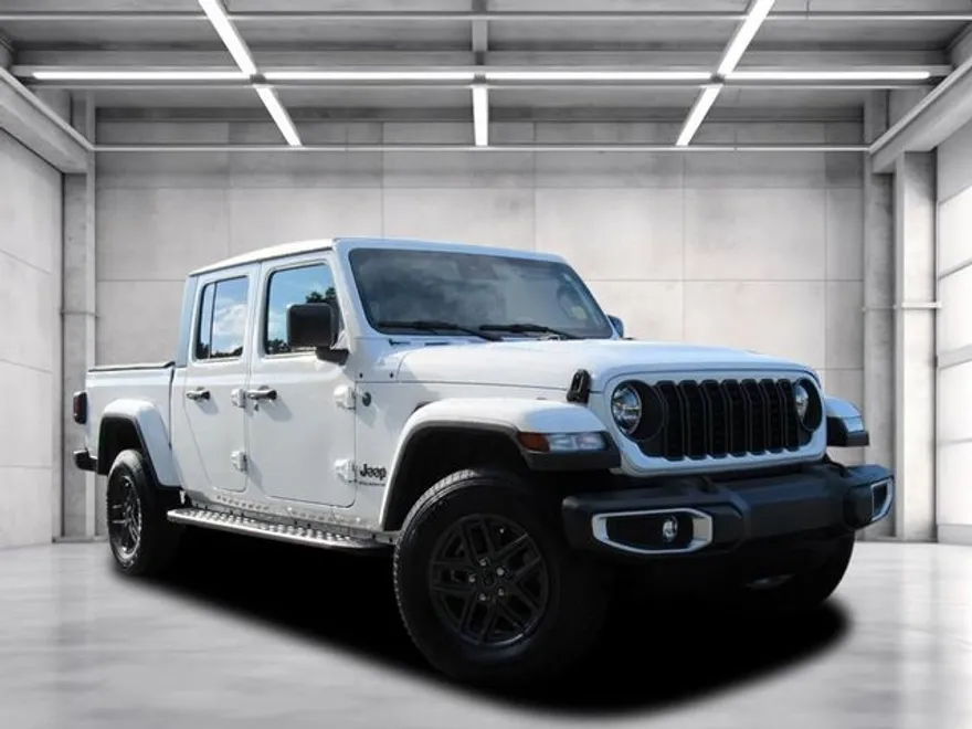 2024 Jeep Gladiator Sport S photo 1