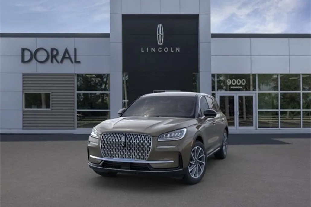 2025 Lincoln Corsair Premiere photo 1