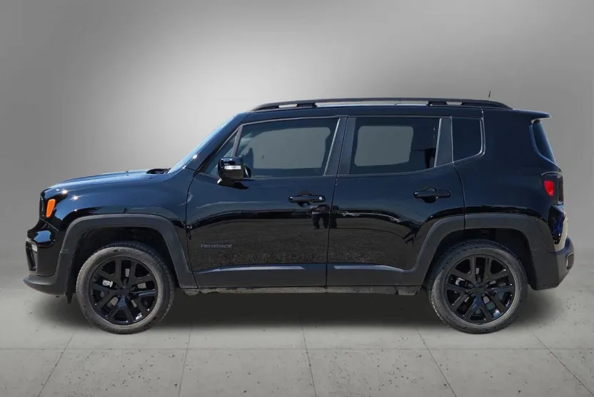 2023 Jeep Renegade Latitude photo 1