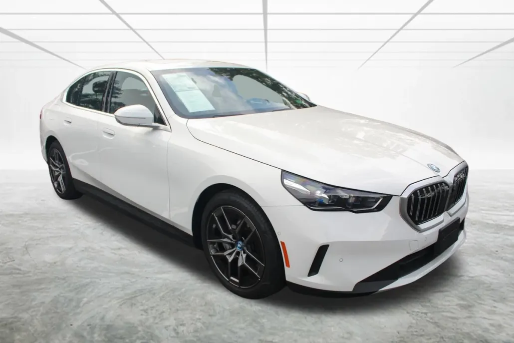 2025 Bmw i5 xDrive40 photo 1