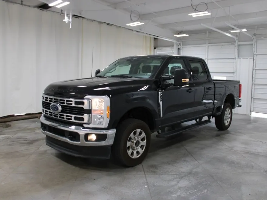 2024 Ford F-250 photo 1