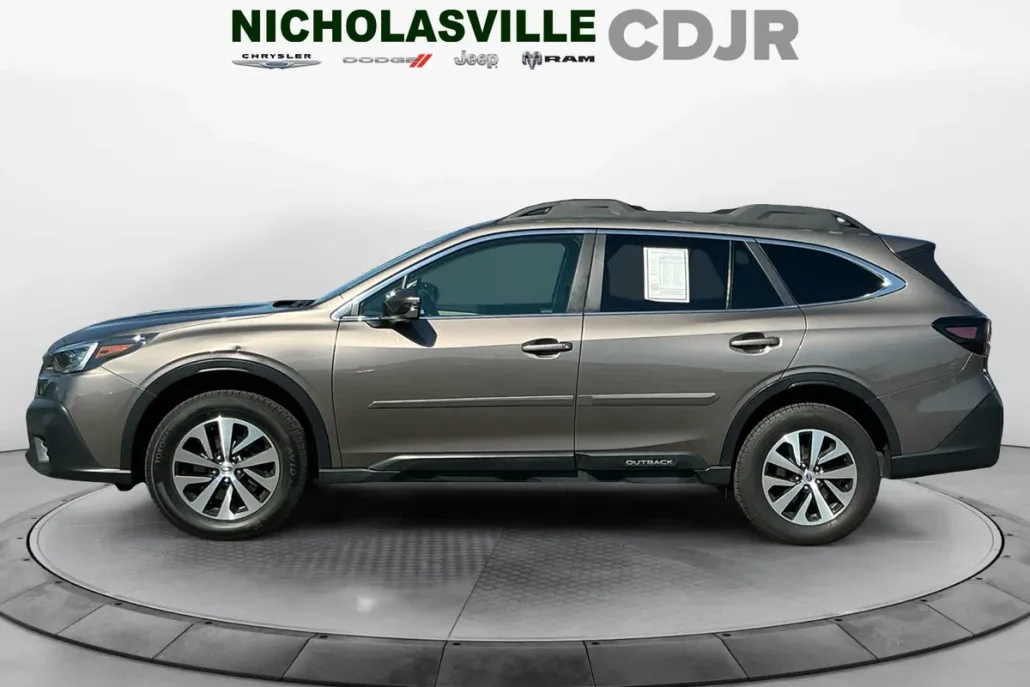 2021 Subaru Outback Premium photo 1