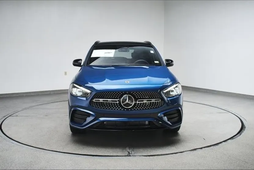 2024 Mercedes Benz GLA 250 photo 1