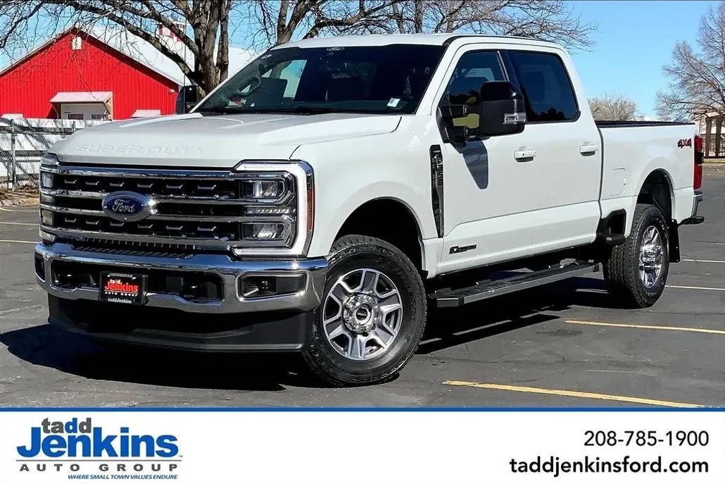 2025 Ford F-350 Lariat photo 1