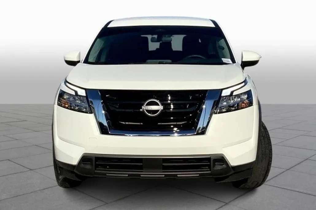 2022 Nissan Pathfinder S photo 1