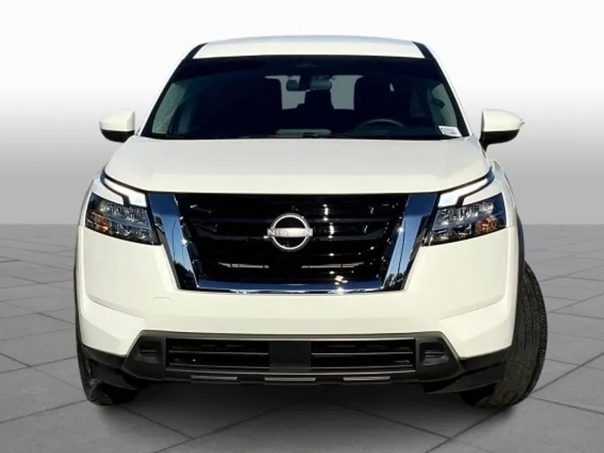 2022 Nissan Pathfinder S photo 1
