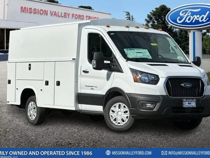 2024 Ford Transit photo 1