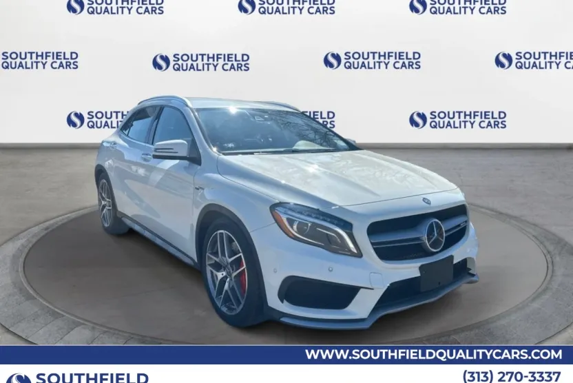 2017 Mercedes Benz GLA AMG 45 photo 1