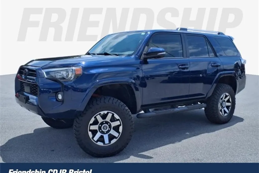 2023 Toyota 4Runner SR5 Premium photo 1