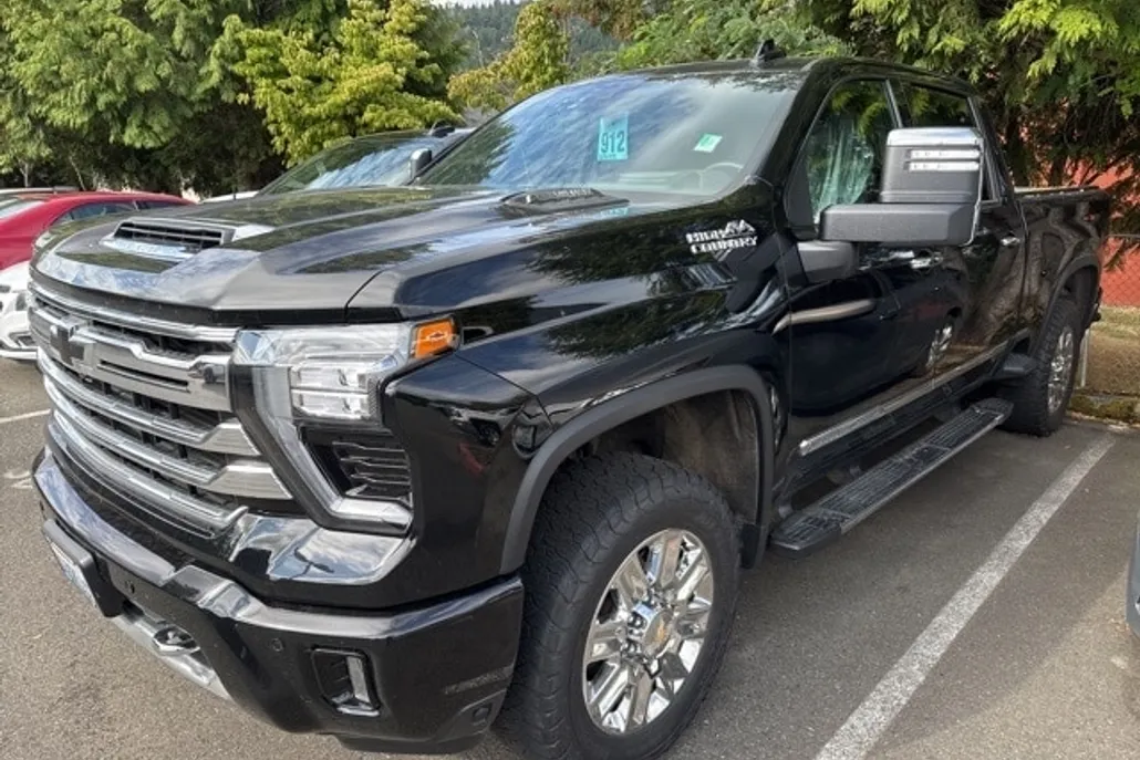 2024 Chevrolet Silverado 2500HD High Country photo 1