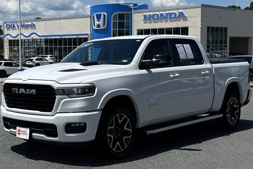 2025 Ram 1500 Laramie photo 1