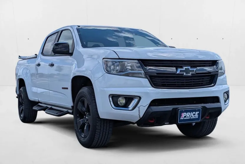 2017 Chevrolet Colorado LT photo 1