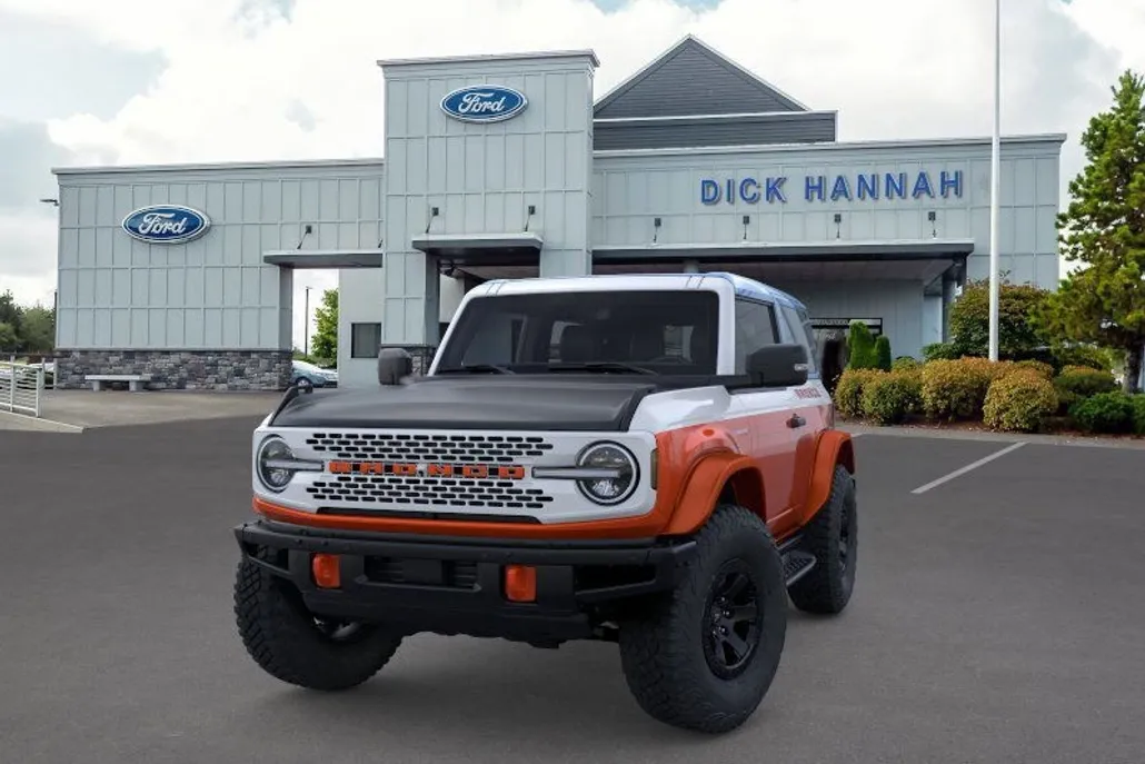 2025 Ford Bronco First Edition photo 1