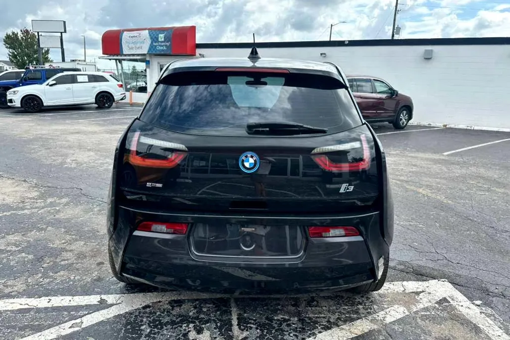 2015 Bmw i3 3-Series photo 1