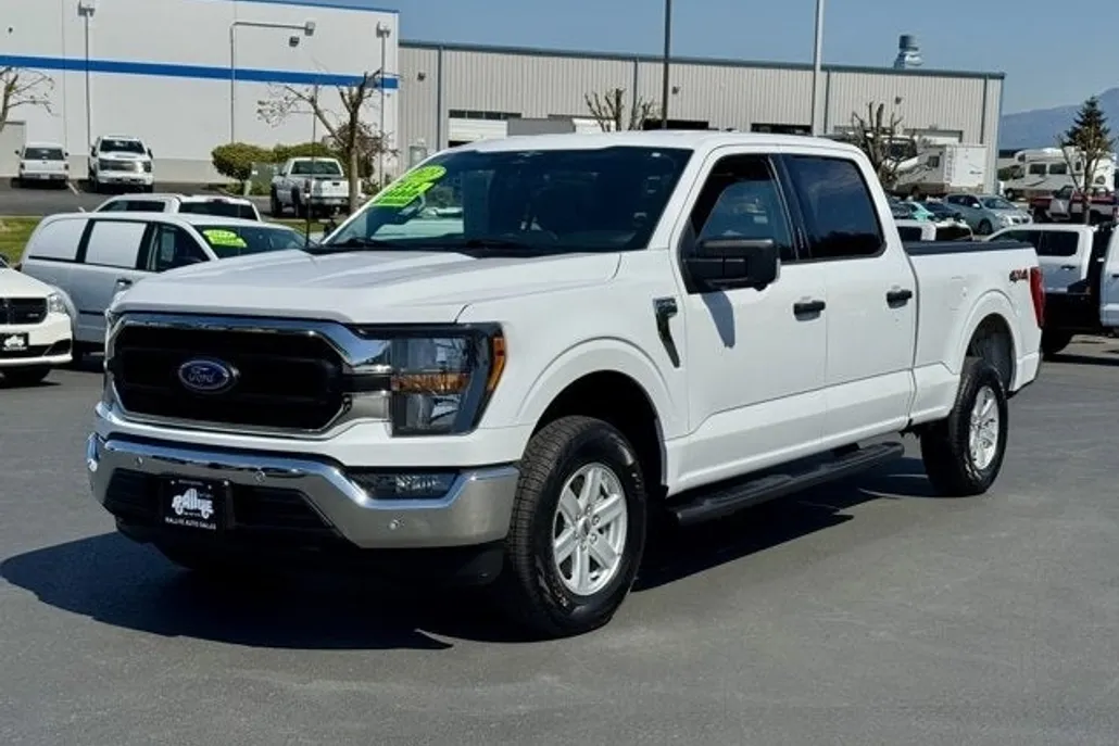 2023 Ford F-150 XLT photo 1