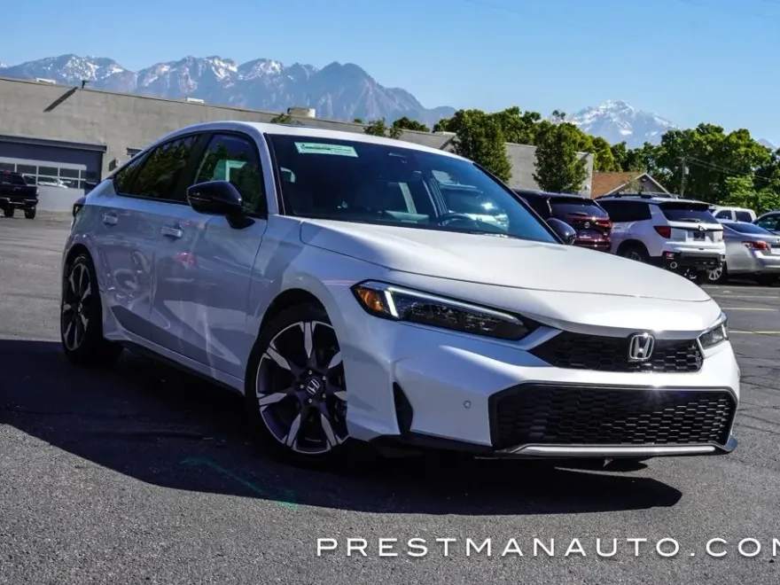 2025 Honda Civic Hybrid Sport Touring photo 1
