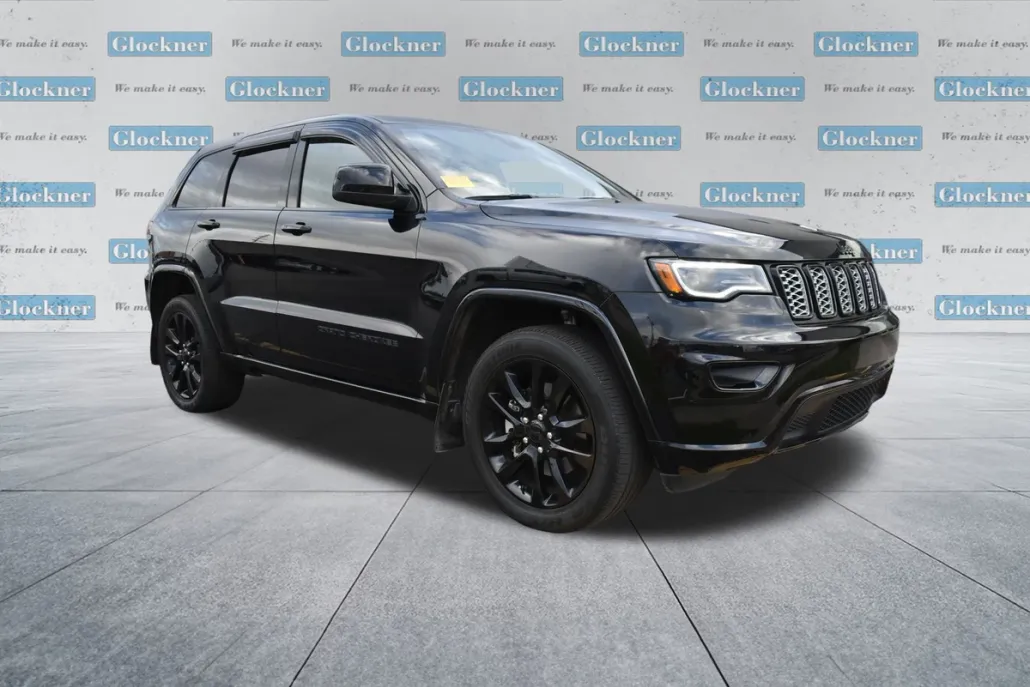 2021 Jeep Grand Cherokee Laredo X photo 1