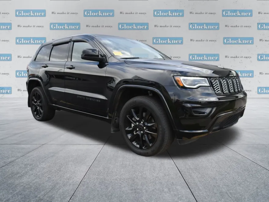 2021 Jeep Grand Cherokee Laredo X photo 1