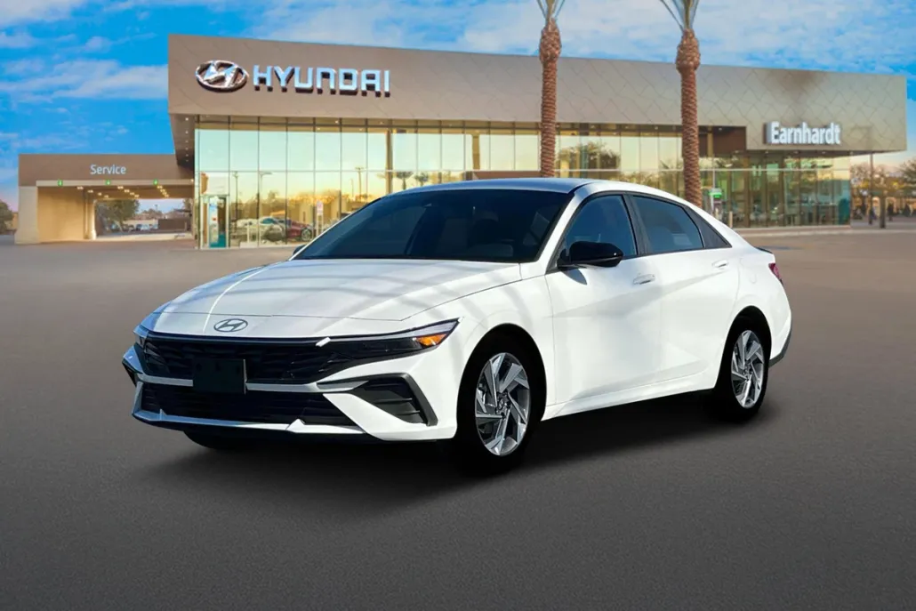 2025 Hyundai Elantra SEL Sport photo 1