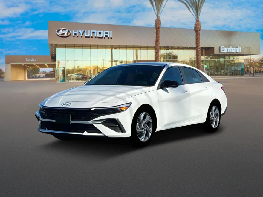 2025 Hyundai Elantra SEL Sport photo 1