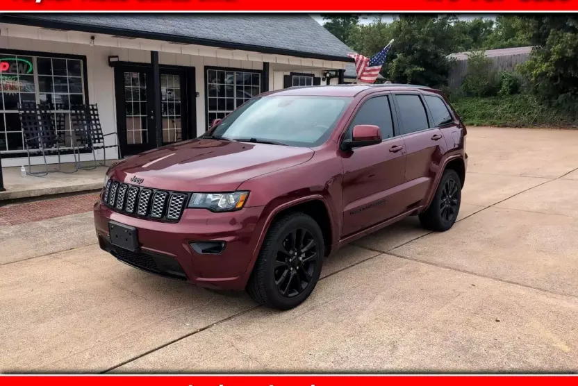 2020 Jeep Grand Cherokee Altitude photo 1