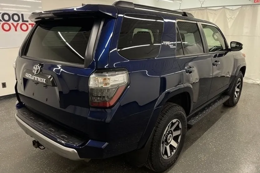 2021 Toyota 4Runner TRD Off-Road Premium photo 1