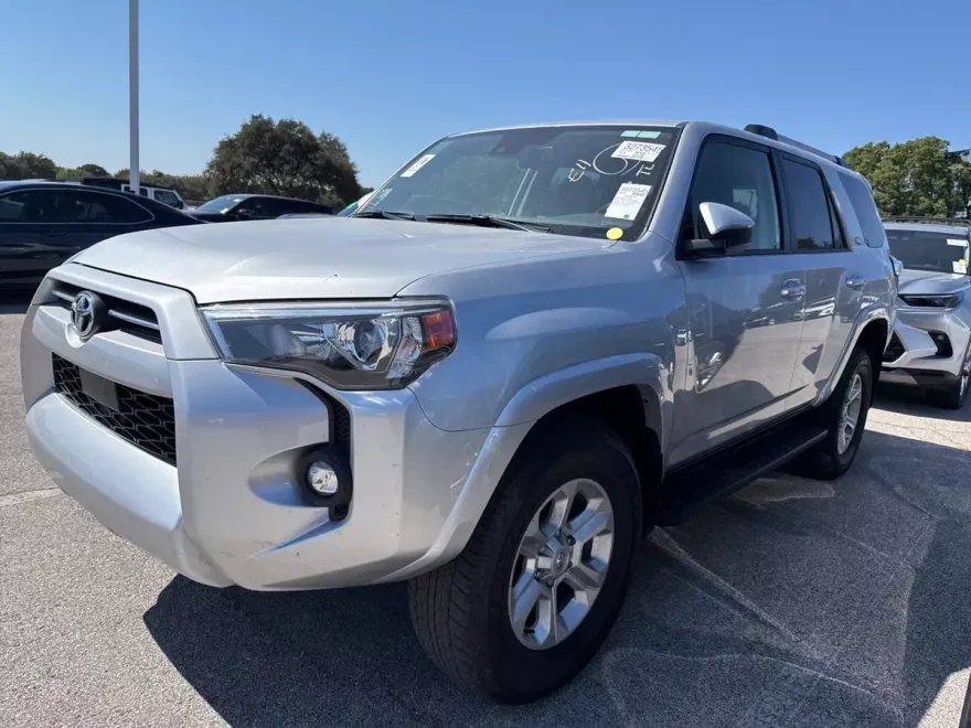 2024 Toyota 4Runner SR5 photo 1