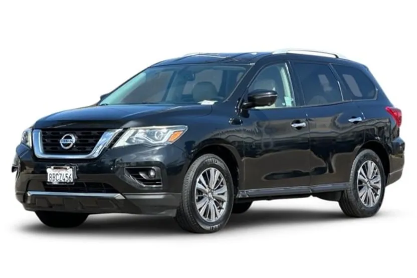 2018 Nissan Pathfinder SL photo 1