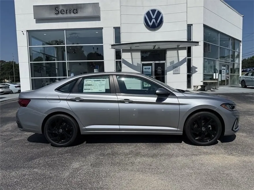 2025 Volkswagen Jetta 1.5T SE photo 1