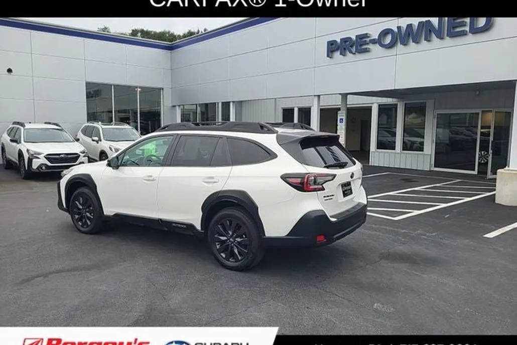 2024 Subaru Outback Onyx Edition XT photo 1