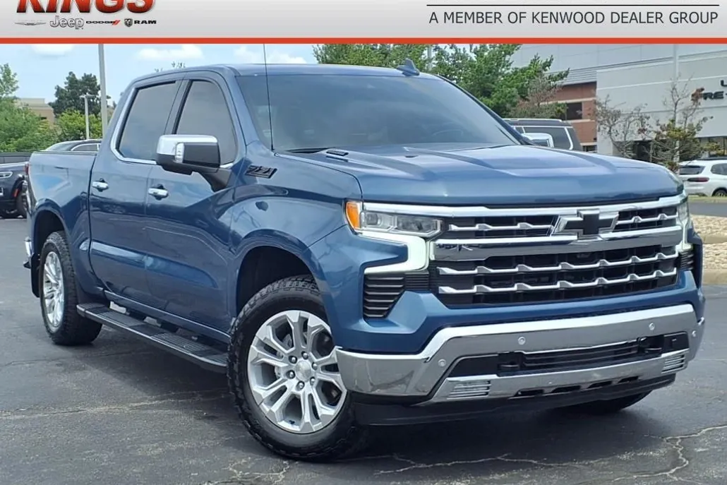 2024 Chevrolet Silverado 1500 LTZ photo 1