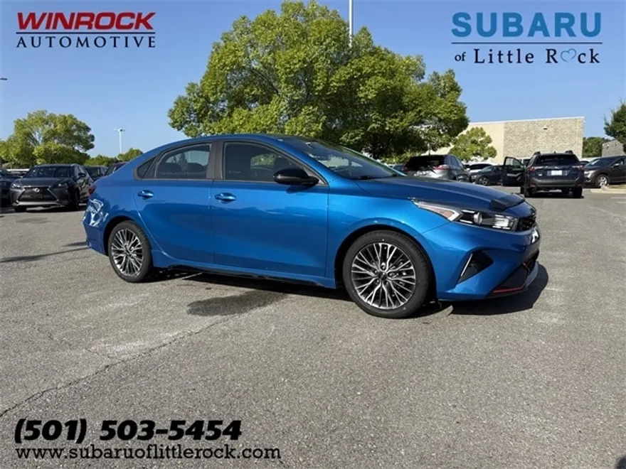 2022 Kia Forte GT-Line photo 1