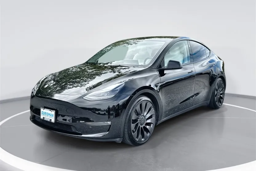2023 Tesla Model Y Performance photo 1