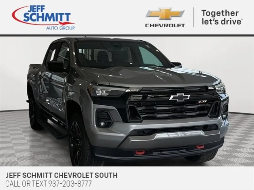 2025 Chevrolet Colorado Z71 photo 1