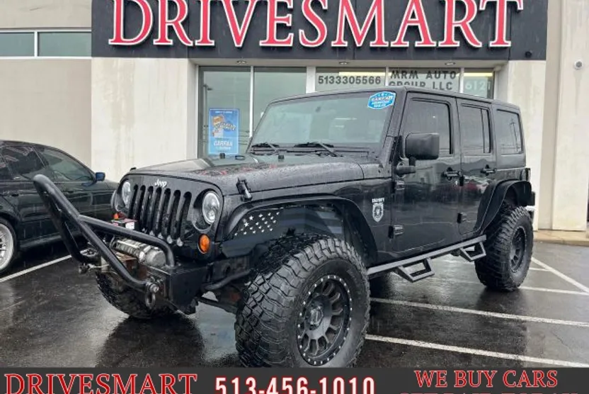 2011 Jeep Wrangler Unlimited Rubicon Sport photo 1