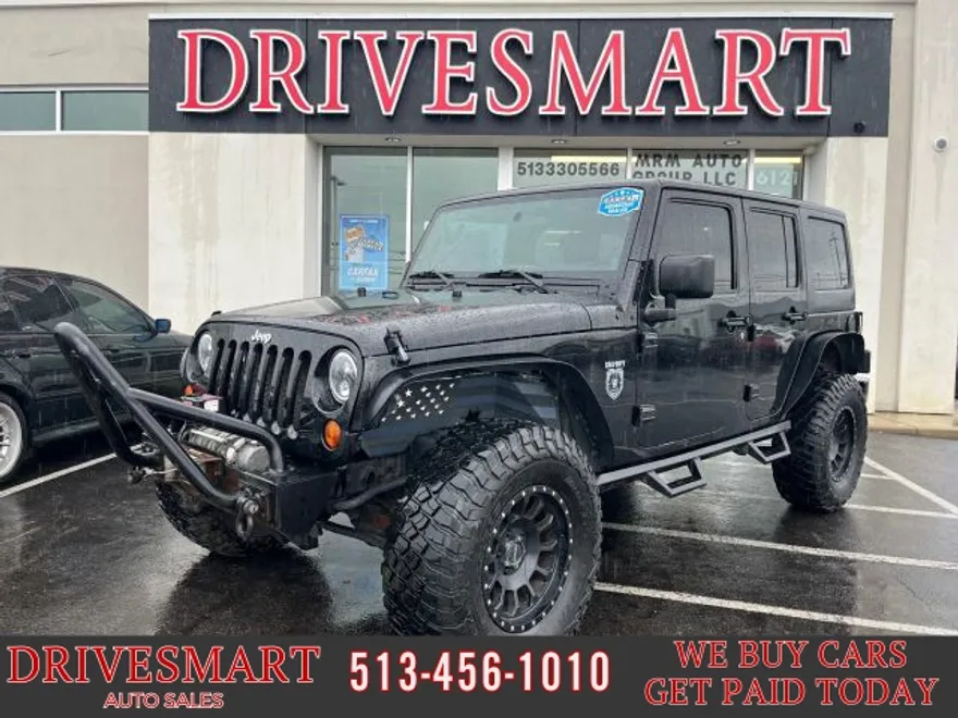 2011 Jeep Wrangler Unlimited Rubicon Sport photo 1