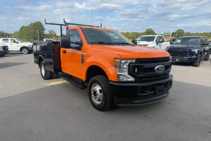 2021 Ford F-350 photo 1