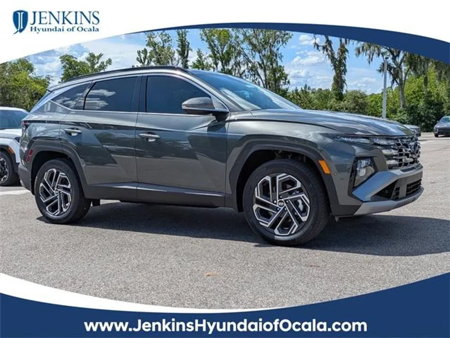 2025 Hyundai Tucson Hybrid Limited photo 1
