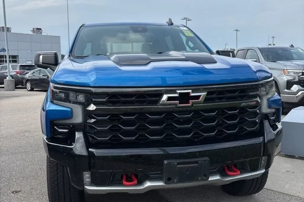 2022 Chevrolet Silverado 1500 ZR2 photo 1