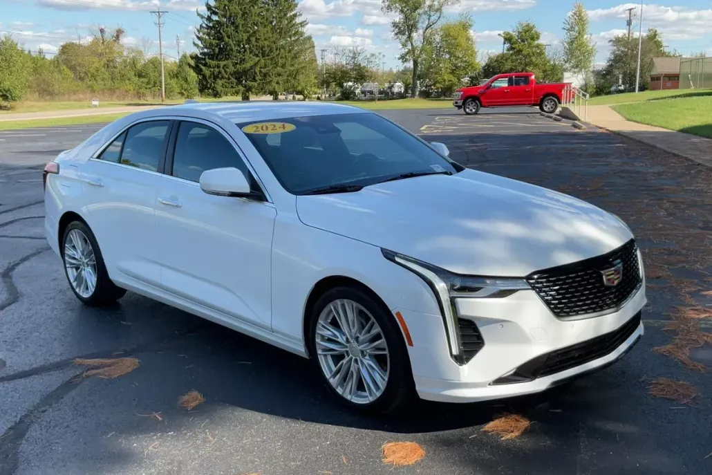 2024 Cadillac CT4 Premium Luxury photo 1