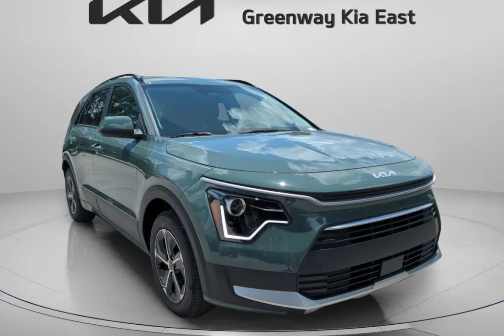 2025 Kia Niro EX photo 1